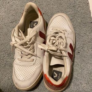 Original Vejas Sneakers